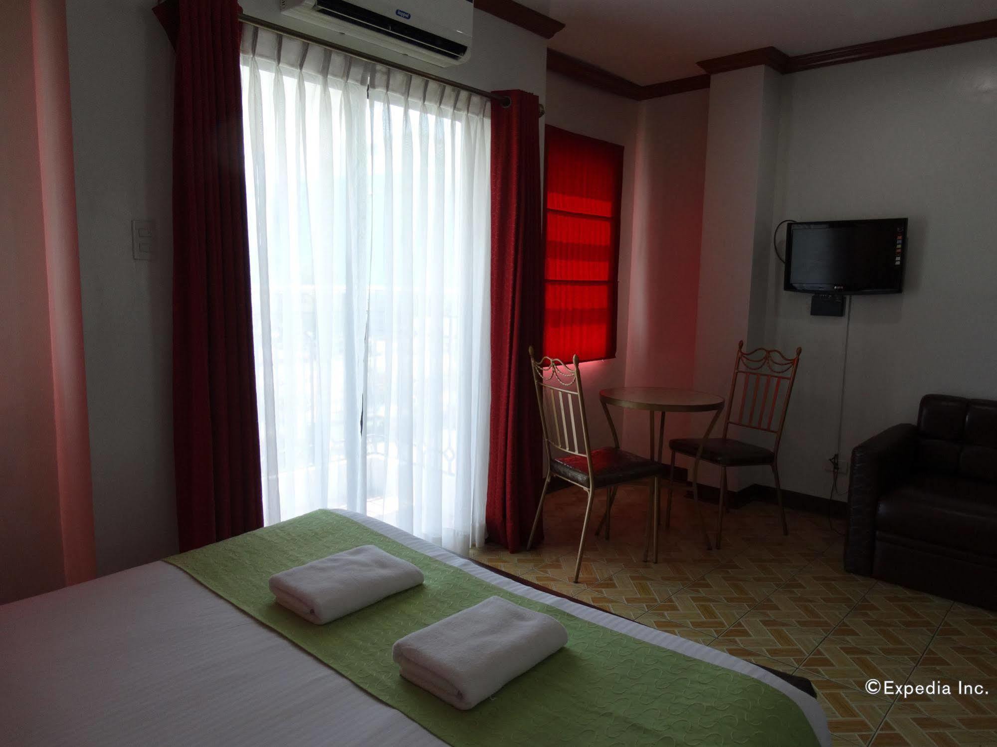 Ecoland Suites & Inn Davao Exterior foto