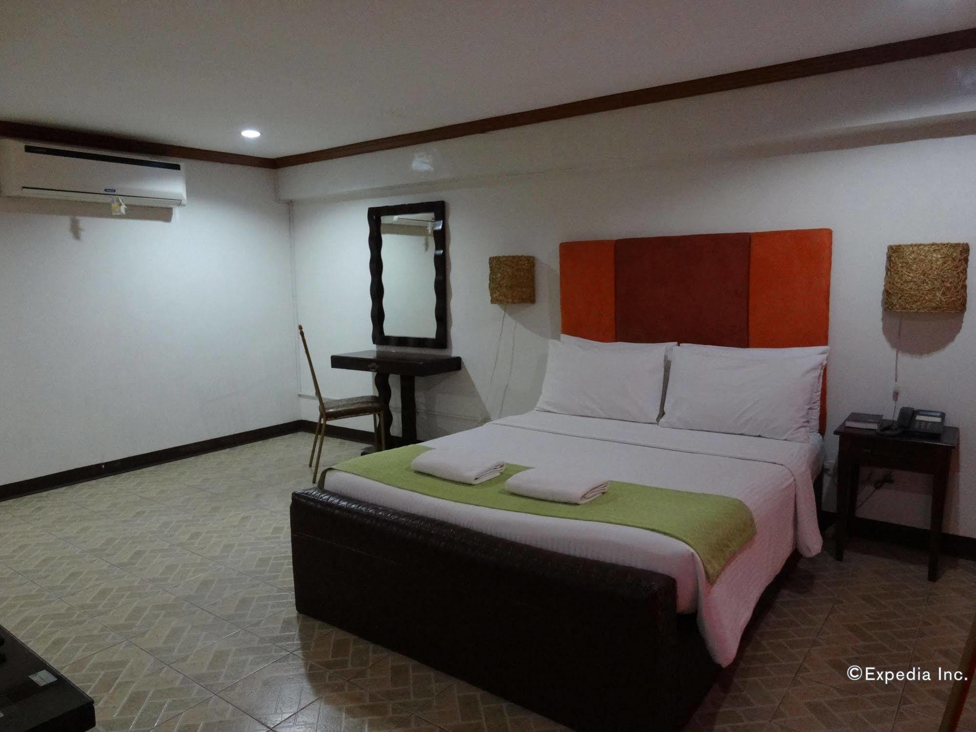 Ecoland Suites & Inn Davao Exterior foto